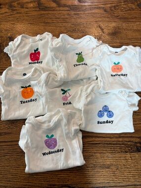 7 days of baby onesies body suits